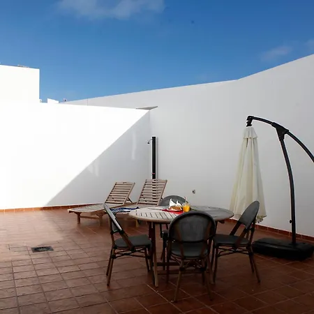 Deluxe Island Ii Apartment